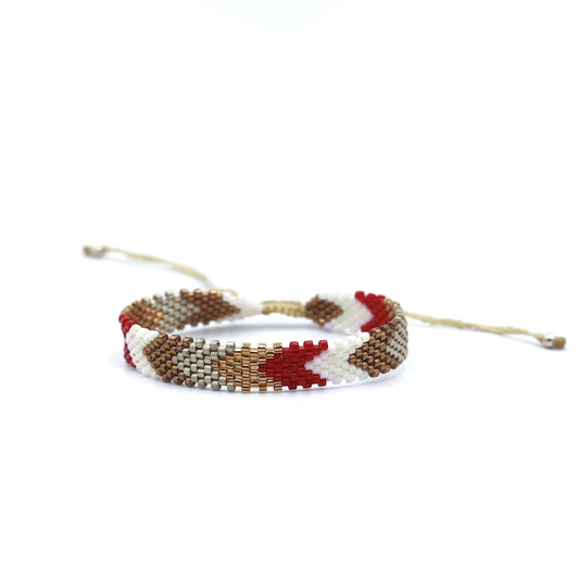 Pulsera Miyuki chica flechas ocre rojo blanco