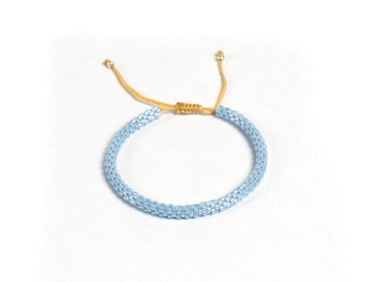 Pulsera Miyuki redonda azul cielo brillante