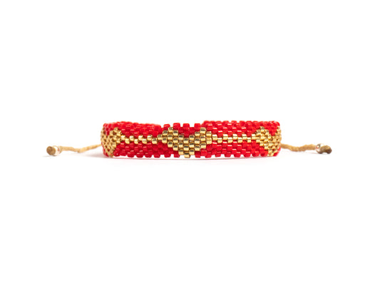 Pulsera Miyuki chica rojo corazones oro